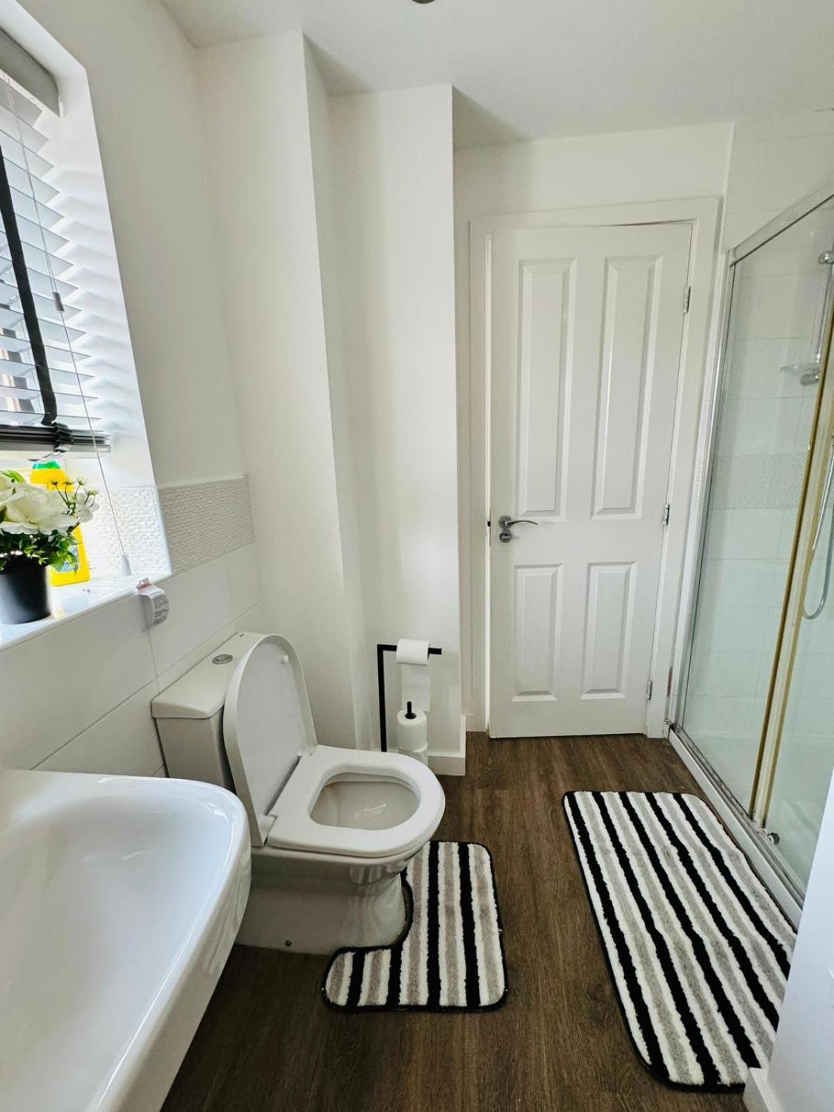 The Grace House Entire 4Bed Detached Villa Peterborough Bagian luar foto